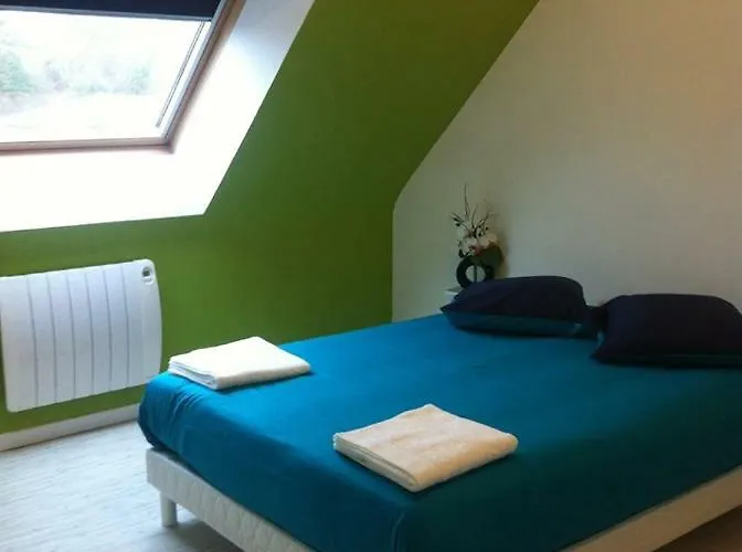 2 Chambres Doubles, 1Chambre 4 Lits Simples, Salle De Bains Avec Balneo Therapie