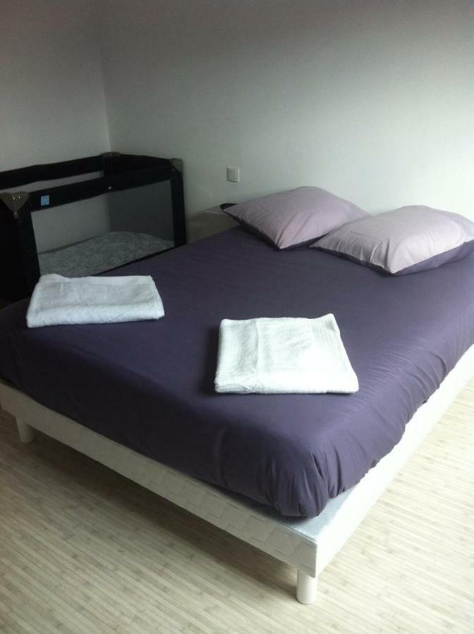 Homestay 2 Doubles, 1chambre 4 Lits Simples, Salle De Bains Avec Balneo Therapie